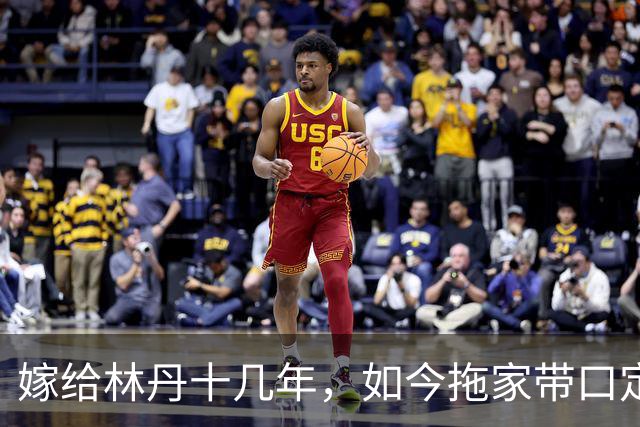 嫁给林丹十几年，如今拖家带口定居西班牙，10岁儿子要走网球路